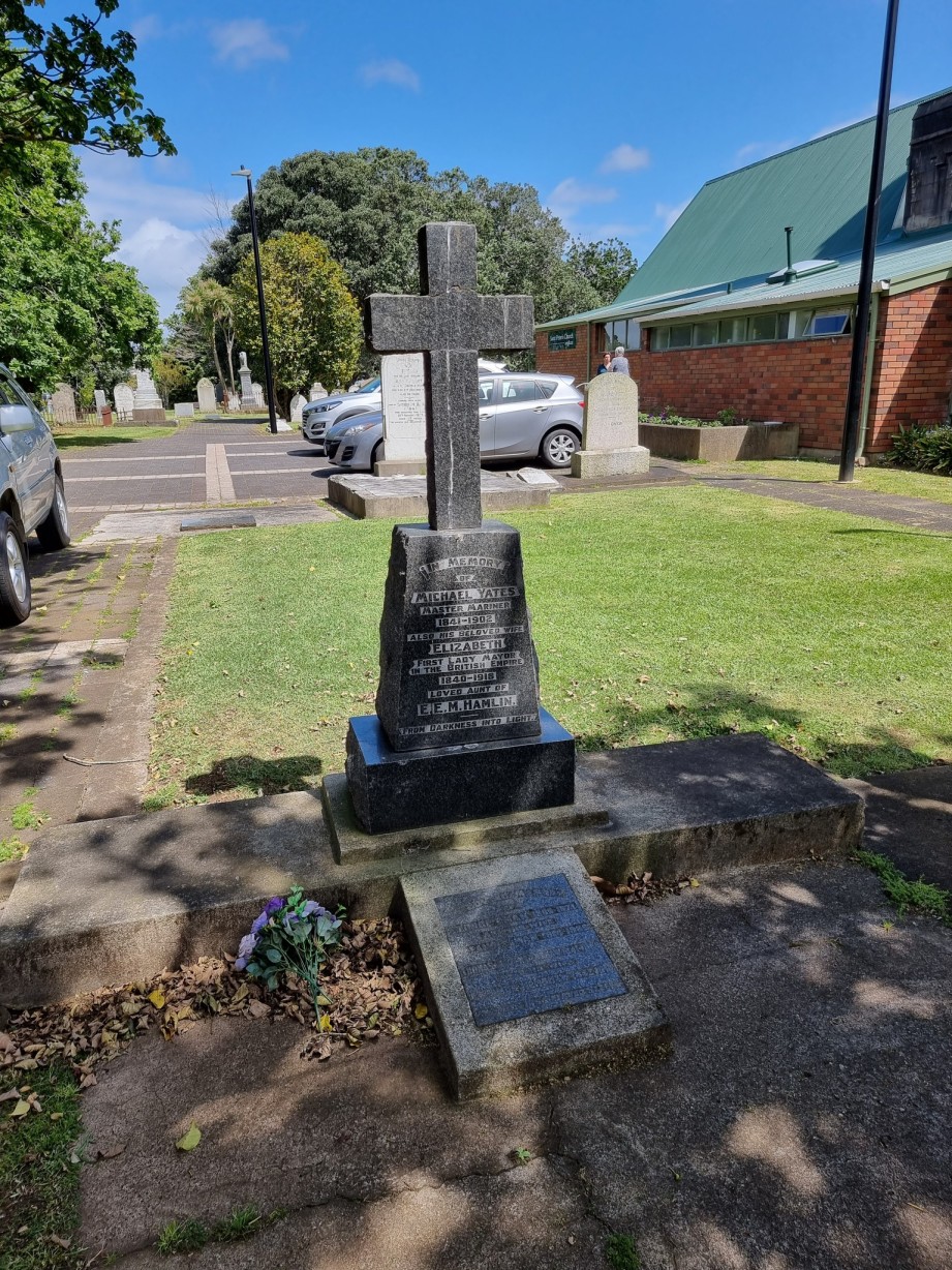 Yates grave, Onehunga